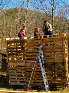 how to make a pallet barn for your livestock! - the free