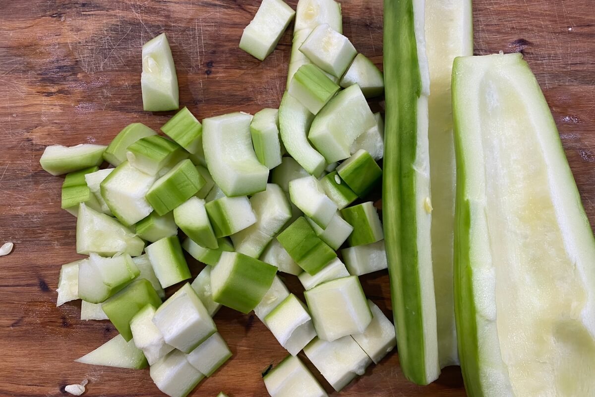 chopped zucchini for drying