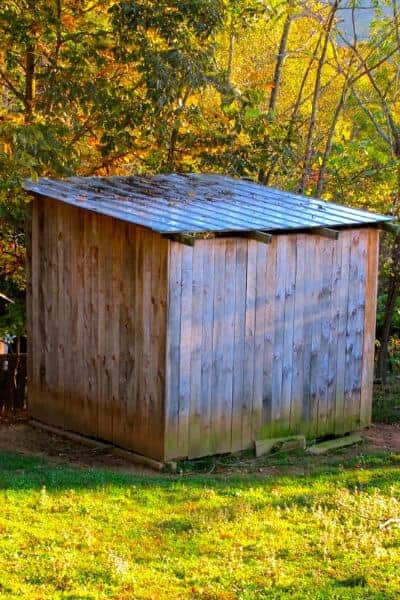Learn how we made a 10x10 pallet barn for our goats. Make your own for your livestock or as a workshop or storage shed. 