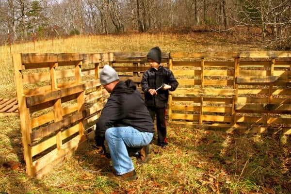 bottom layer of pallet barn wall