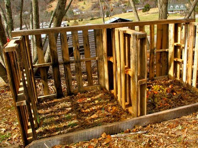 pallet compost bin