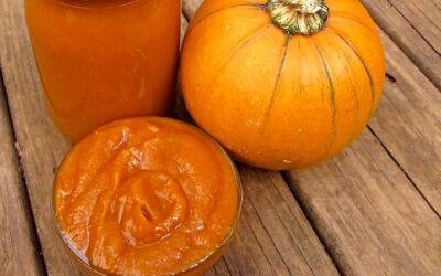 Easy Homemade Pumpkin Butter Recipe (Canned or Fresh Pumpkin!)